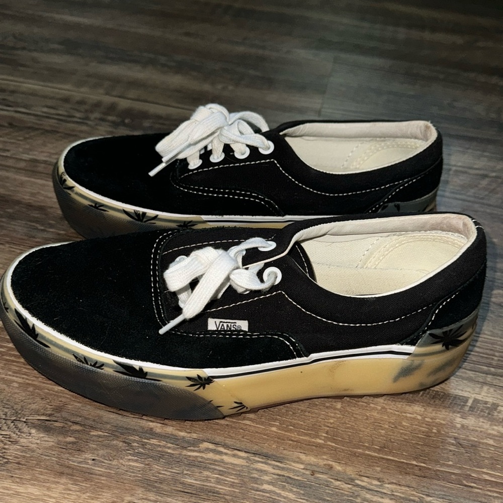 Platform Vans - Black with Gum Sole - Picture 2 of 4